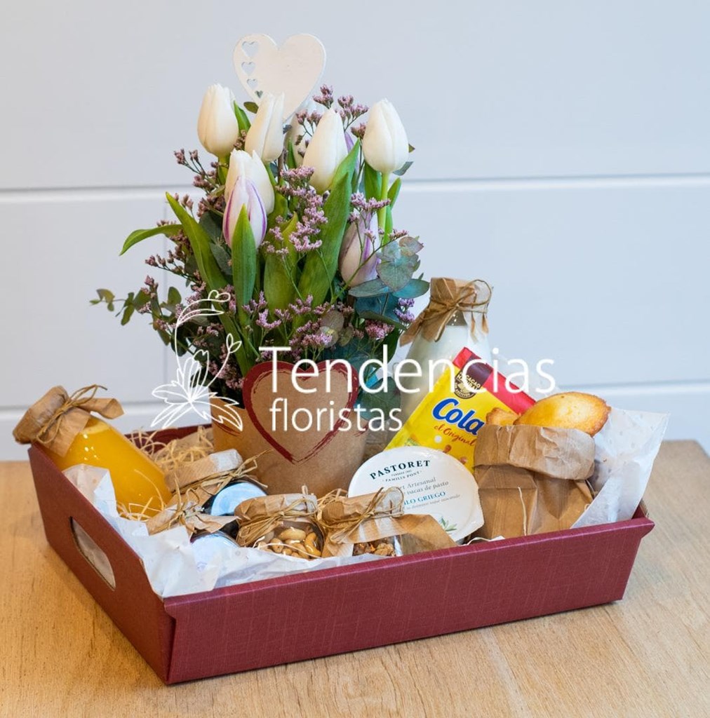 Foto 1 Desayuno Essential Tulipanes